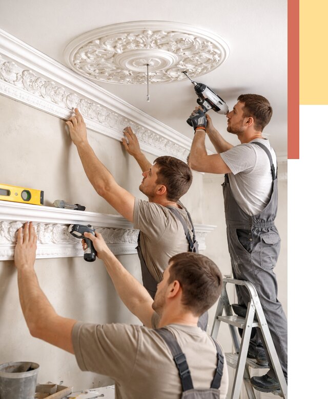 Монтаж лепнины на потолок в Лесосибирске от 3333 руб. быстро и недорого | ОТДЕЛОЧНИК-Лсс